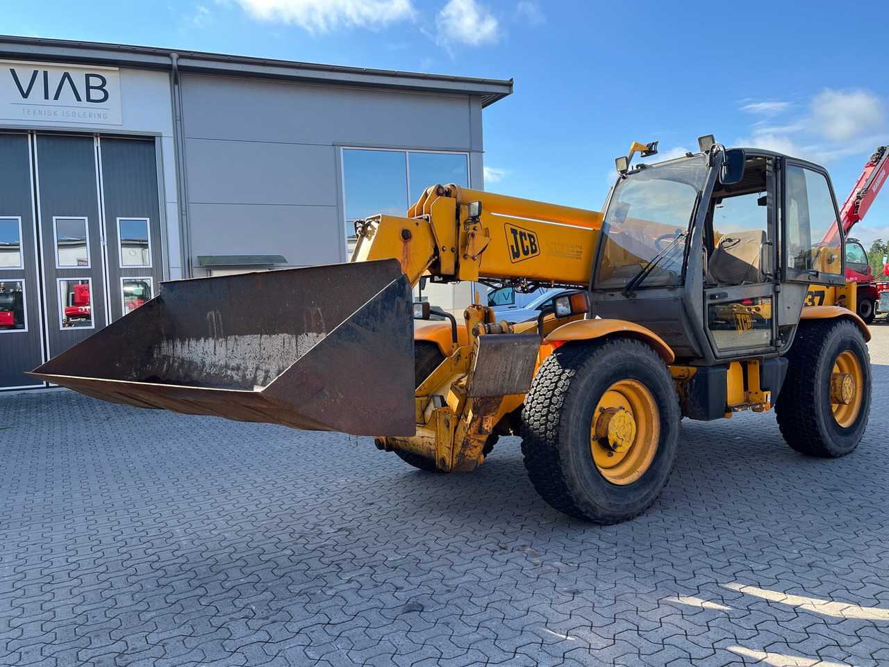 JCB 537 - 135 - رافعة تلسكوبية: صورة 1 JCB 537 - 135 - رافعة تلسكوبية: صورة 1
