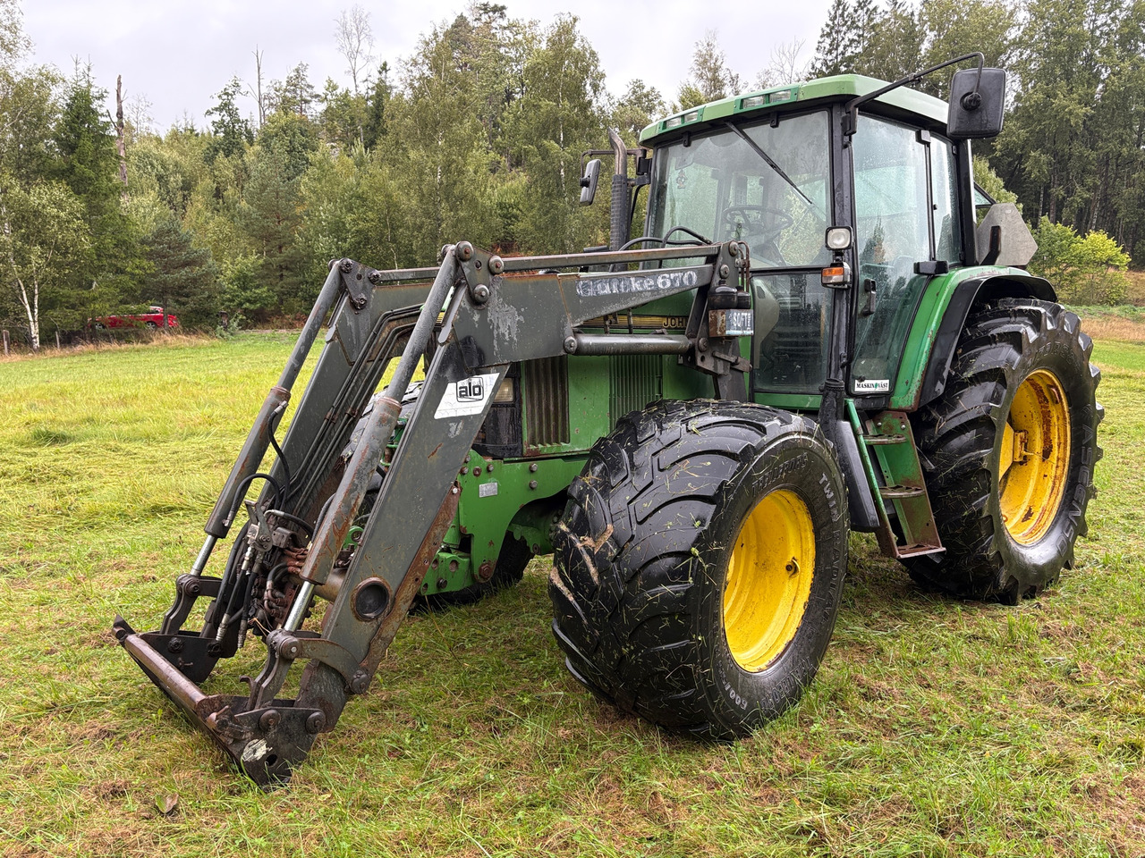John Deere 6600 - جرار: صورة 1 John Deere 6600 - جرار: صورة 1