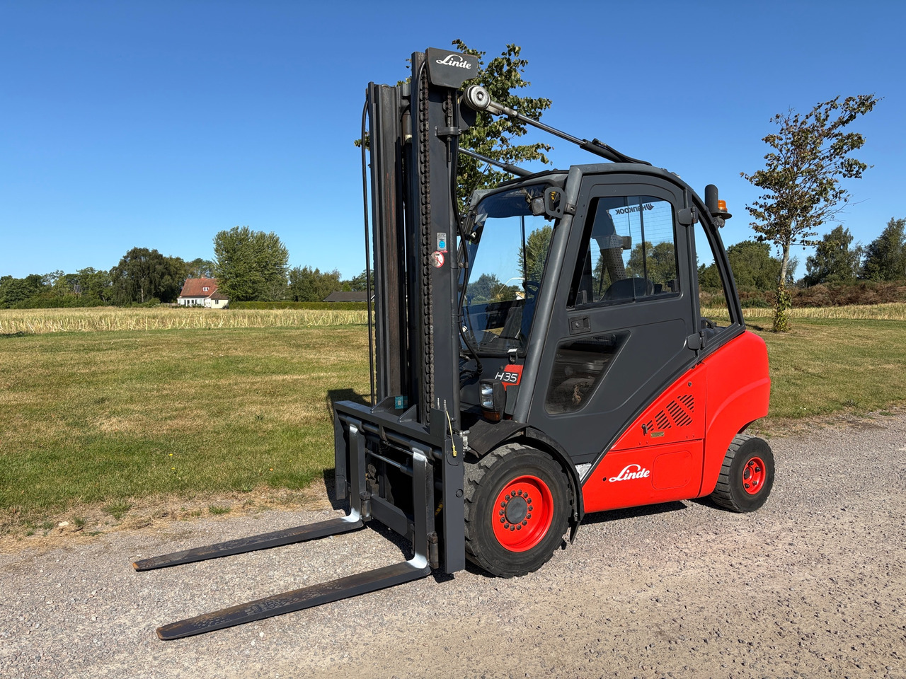 Linde H35D - معدات المناولة: صورة 1 Linde H35D - معدات المناولة: صورة 1