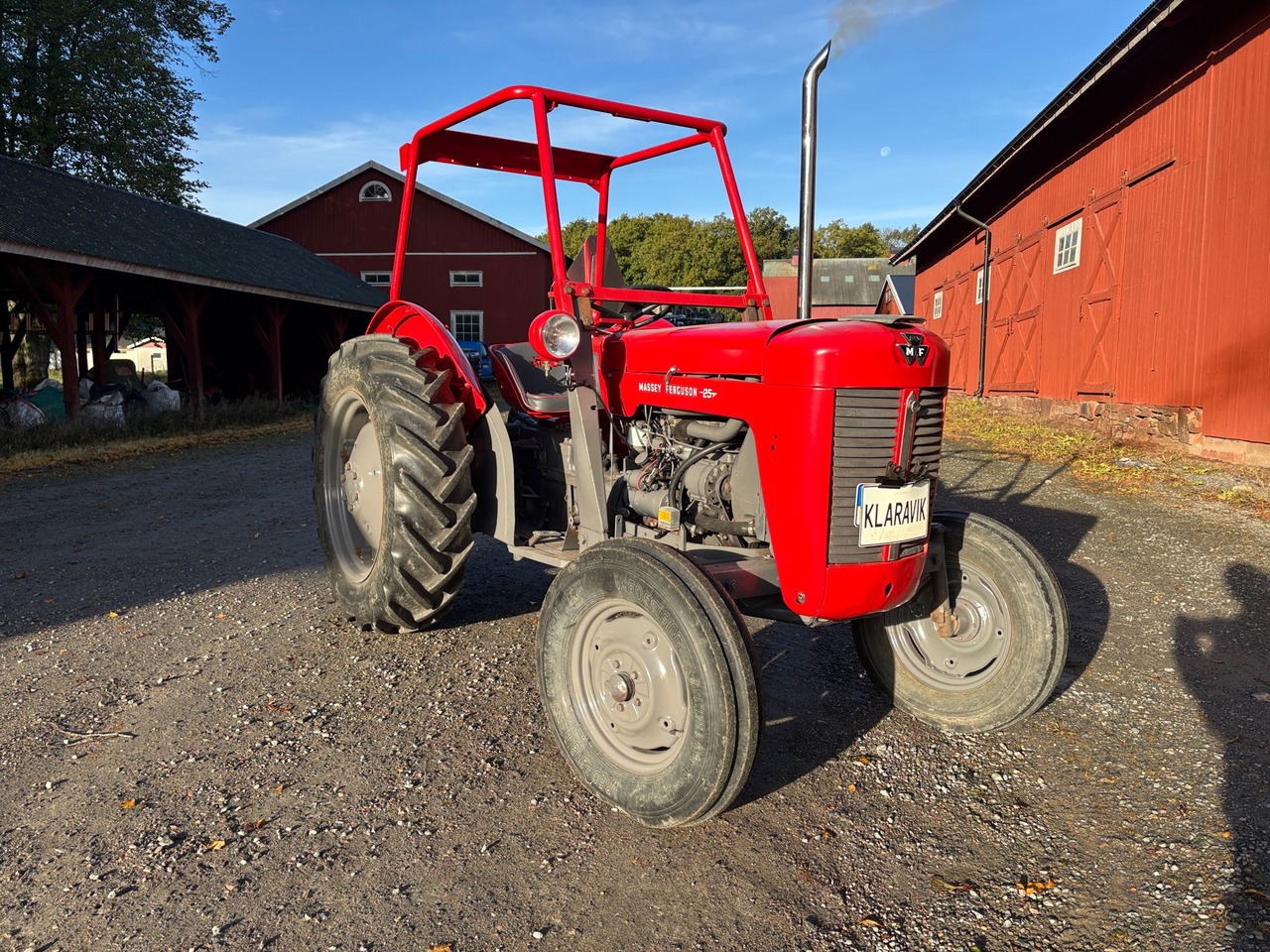 Massey Ferguson 25 - جرار: صورة 1 Massey Ferguson 25 - جرار: صورة 1