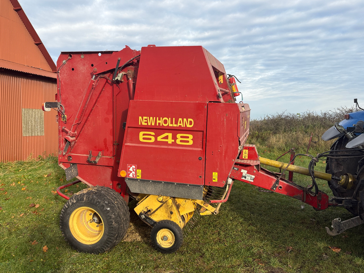 New Holland 648 - مكنة: صورة 1 New Holland 648 - مكنة: صورة 1