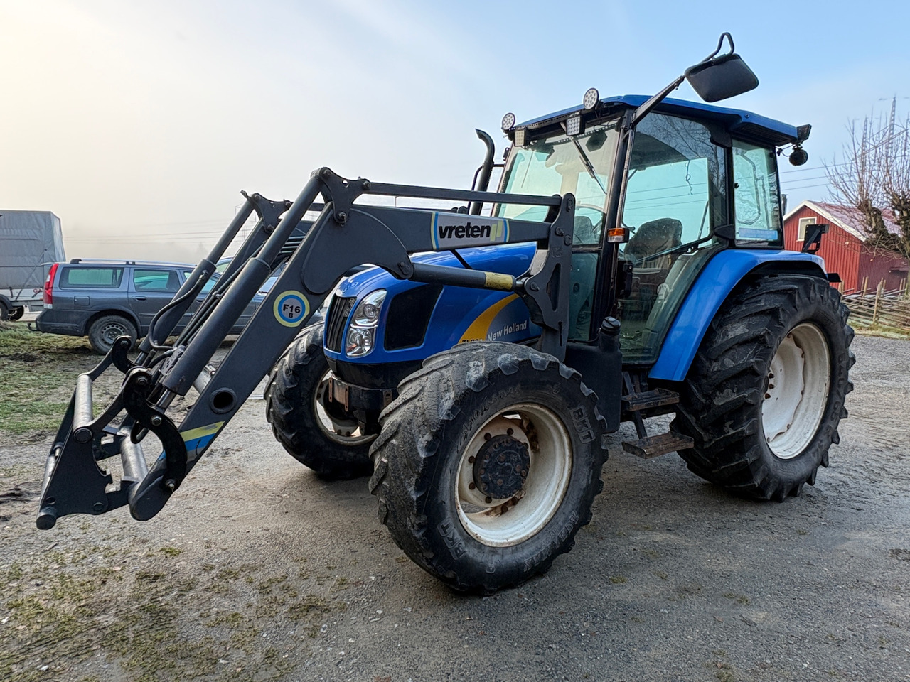 New Holland TL90A - جرار: صورة 1 New Holland TL90A - جرار: صورة 1