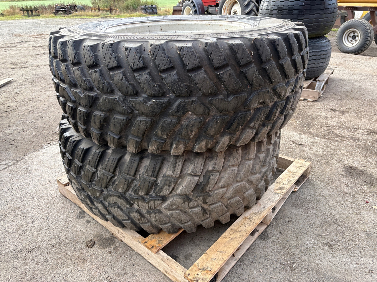 Nokian Radial - إطارات - الآلات الزراعية: صورة 1 Nokian Radial - إطارات - الآلات الزراعية: صورة 1