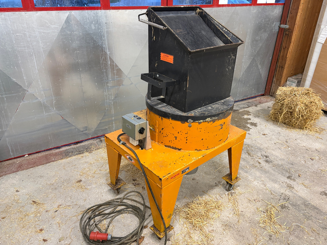 Præstbro HST-10 - معدات الثروة الحيوانية: صورة 1 Præstbro HST-10 - معدات الثروة الحيوانية: صورة 1