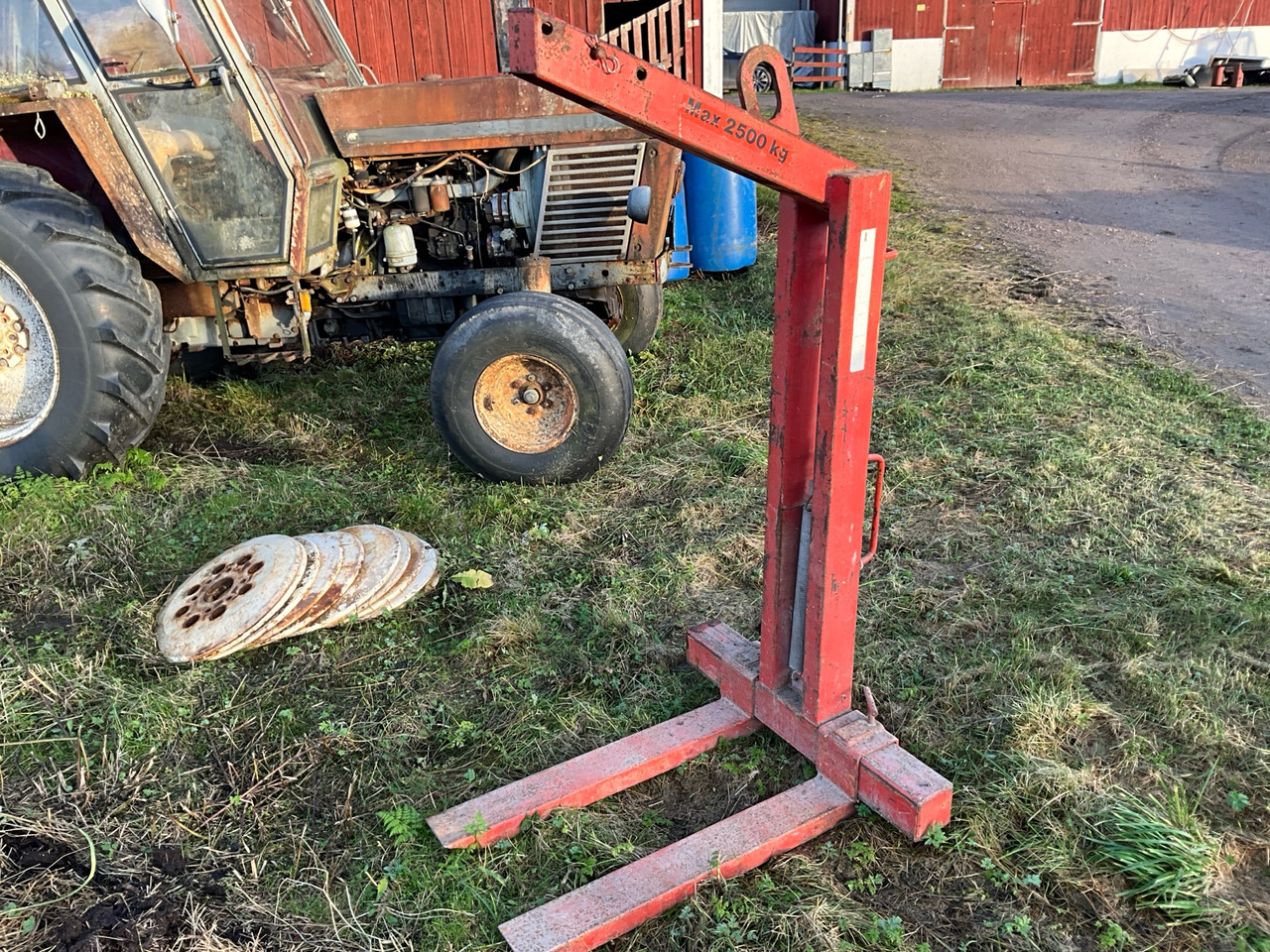 Runeland 2500kg - معدات البناء: صورة 1 Runeland 2500kg - معدات البناء: صورة 1