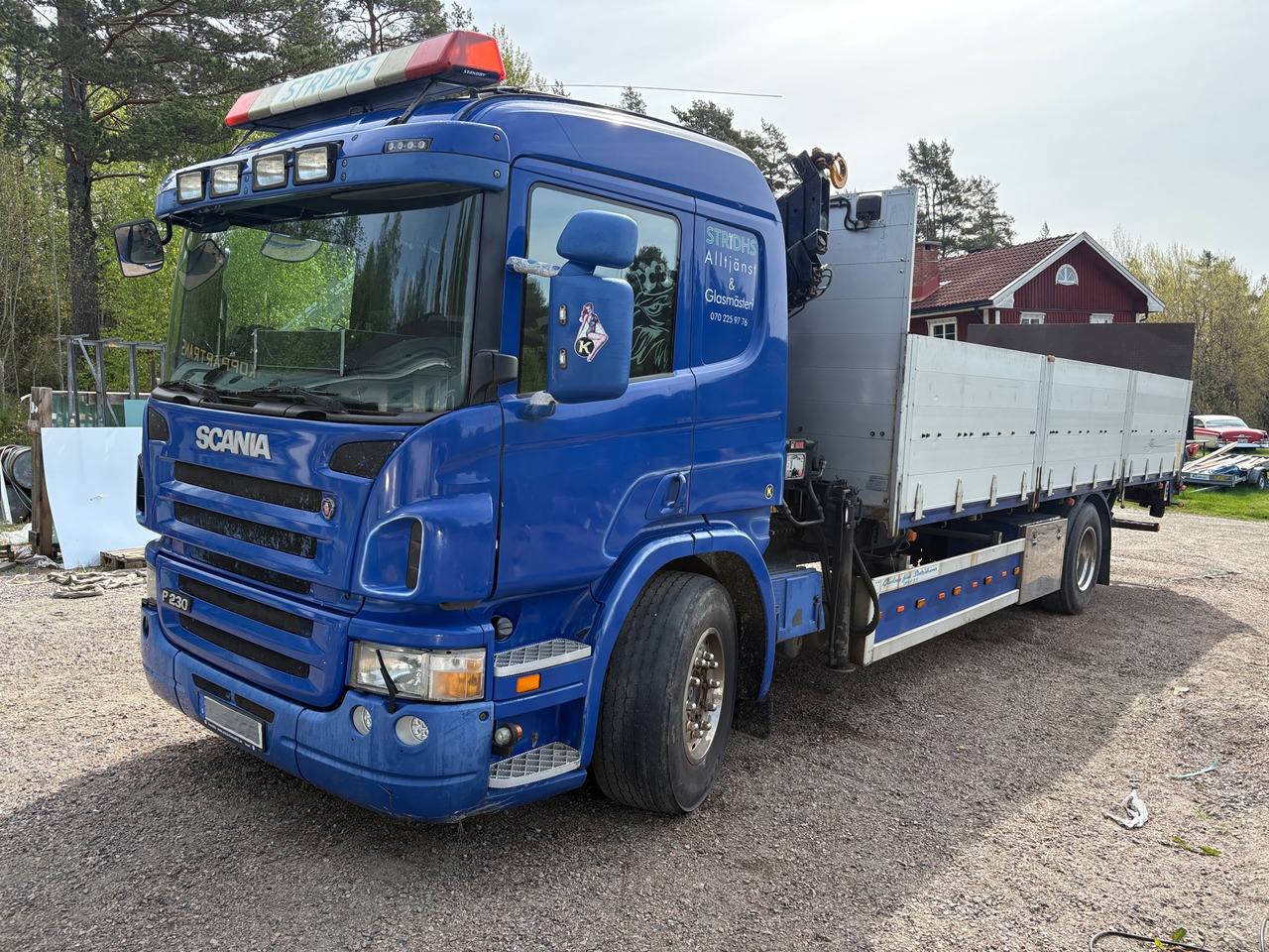 Scania P 230 - شاحنة كرين: صورة 1 Scania P 230 - شاحنة كرين: صورة 1