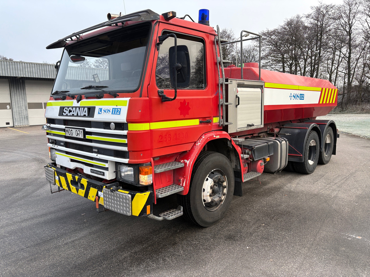 Scania P 92H 6X2 38 - شاحنة صهريج: صورة 1 Scania P 92H 6X2 38 - شاحنة صهريج: صورة 1