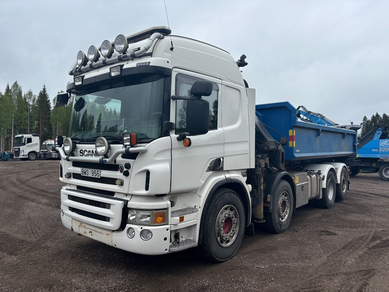 Scania P400 - شاحنة كرين: صورة 1 Scania P400 - شاحنة كرين: صورة 1