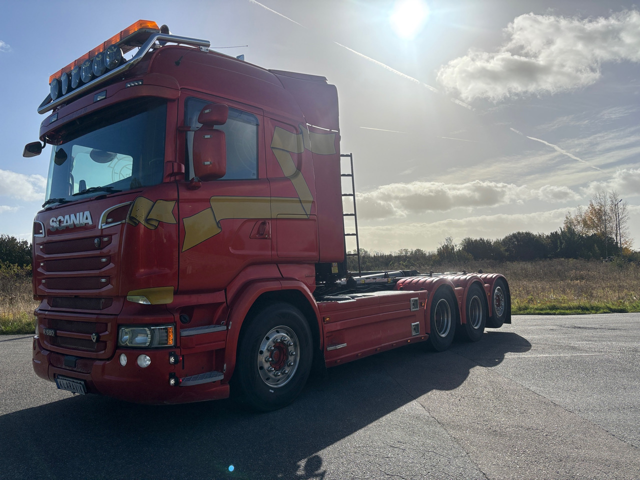 Scania R580 - شاحنة ذات خطاف: صورة 1 Scania R580 - شاحنة ذات خطاف: صورة 1