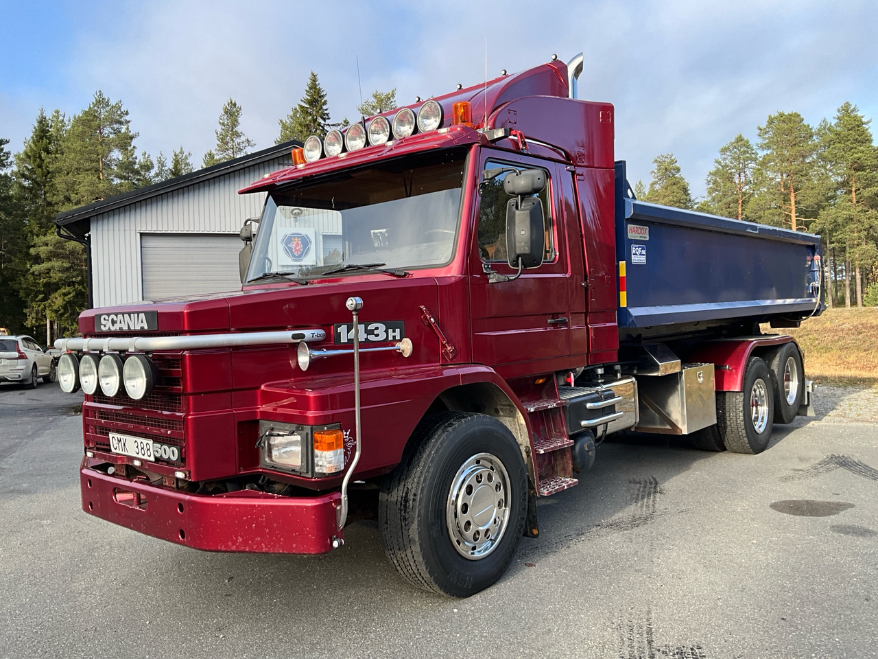 Scania T143H - شاحنة ذات خطاف: صورة 1 Scania T143H - شاحنة ذات خطاف: صورة 1