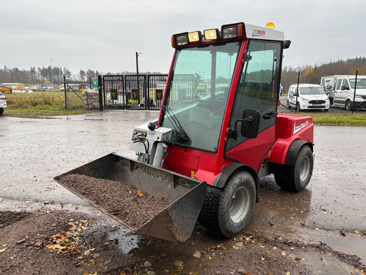 Tool-Trac 245 - آلية المنفعة/ مركبة خاصة: صورة 1 Tool-Trac 245 - آلية المنفعة/ مركبة خاصة: صورة 1