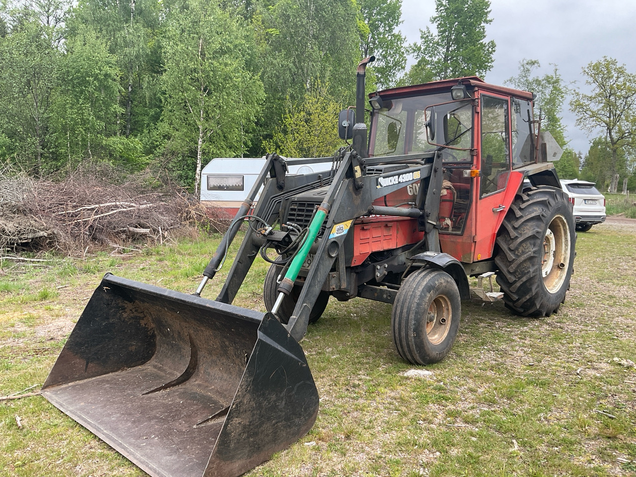 Volvo BM Valmet 605 - جرار: صورة 1 Volvo BM Valmet 605 - جرار: صورة 1