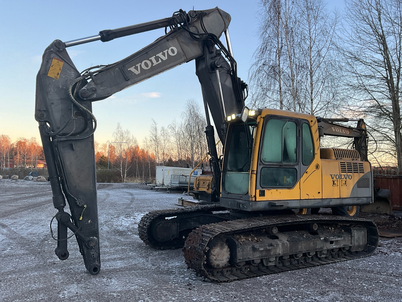 Volvo EC210B LC - حفارة: صورة 1 Volvo EC210B LC - حفارة: صورة 1