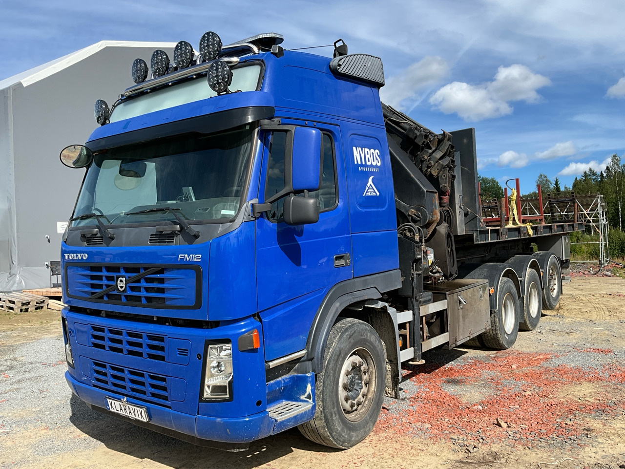 Volvo FM12 - شاحنة كرين: صورة 1 Volvo FM12 - شاحنة كرين: صورة 1