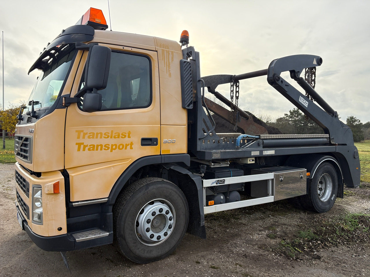 Volvo Fm9 300 - شاحنة: صورة 1 Volvo Fm9 300 - شاحنة: صورة 1