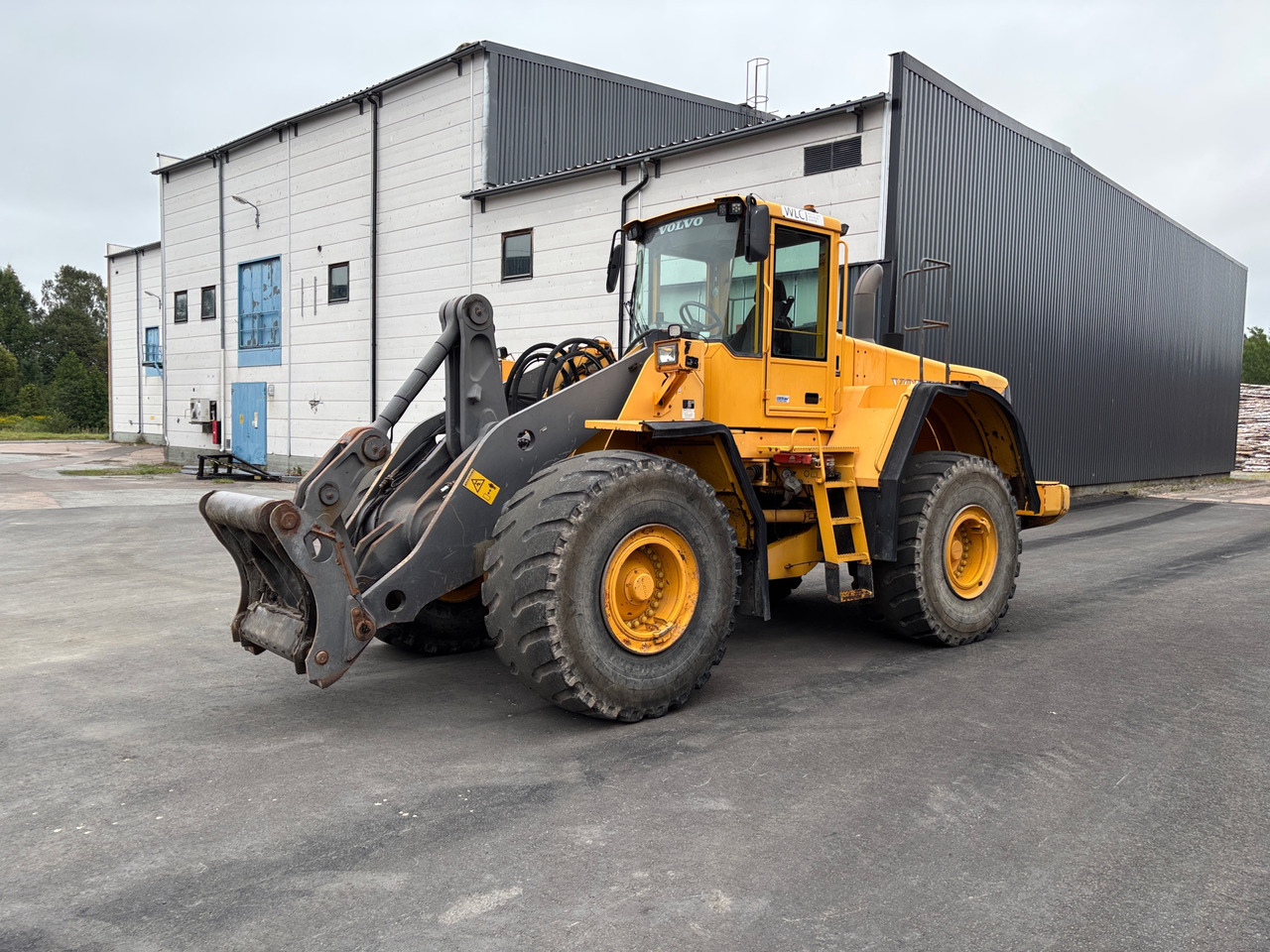 Volvo L150E - اللودر بعجل: صورة 1 Volvo L150E - اللودر بعجل: صورة 1