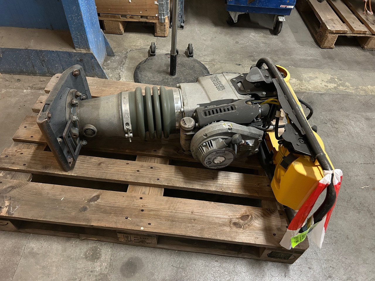 Wacker Neuson BS60-2 - لوحة اهتزازية: صورة 1 Wacker Neuson BS60-2 - لوحة اهتزازية: صورة 1