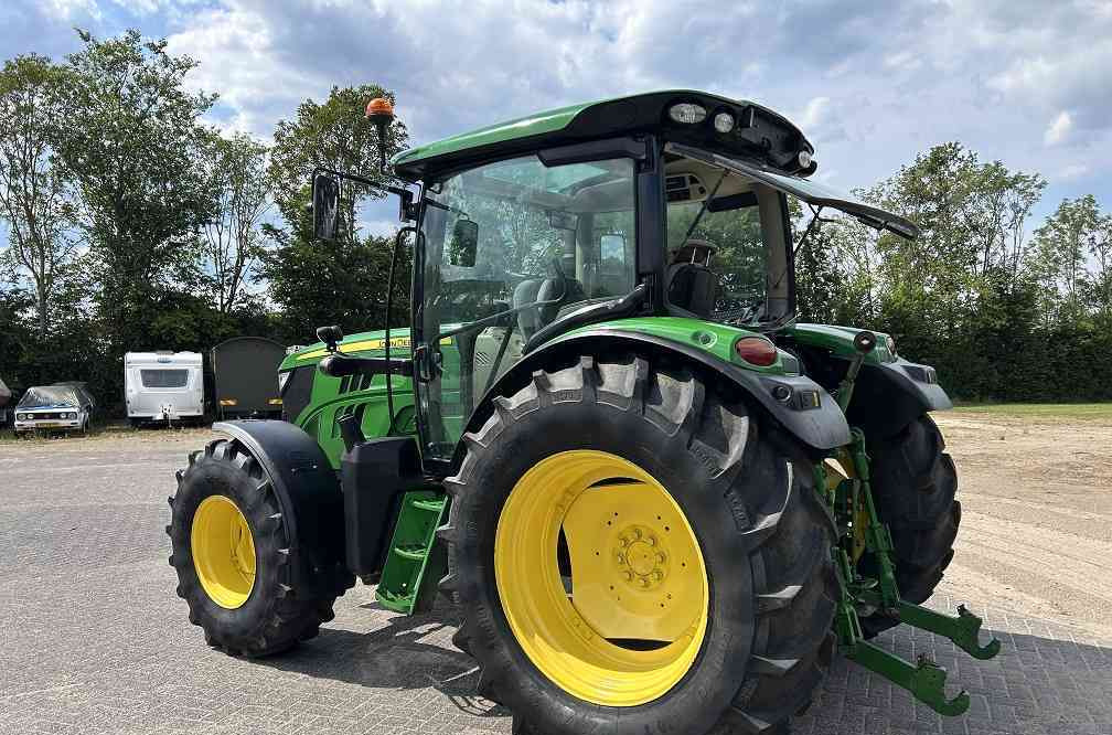 John Deere 6115R 6.115R - جرار: صورة 2 John Deere 6115R 6.115R - جرار: صورة 2