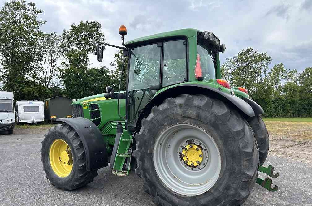 John Deere 6630 premium, 7100 uur, tls, pto, gps - جرار: صورة 2 John Deere 6630 premium, 7100 uur, tls, pto, gps - جرار: صورة 2