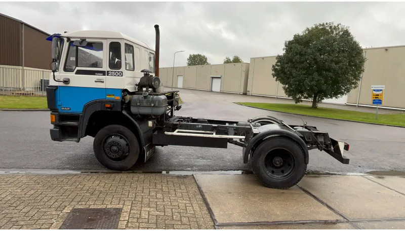 DAF 2500 Daf 2500 TI chassis - وحدة جر: صورة 3 DAF 2500 Daf 2500 TI chassis - وحدة جر: صورة 3