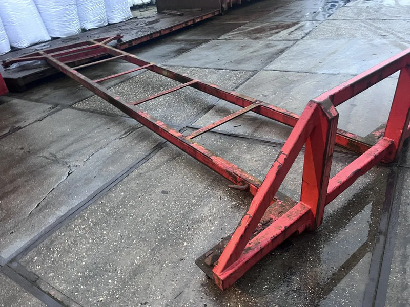 Diversen 20 ft container frame - حاوية شحن: صورة 1 Diversen 20 ft container frame - حاوية شحن: صورة 1