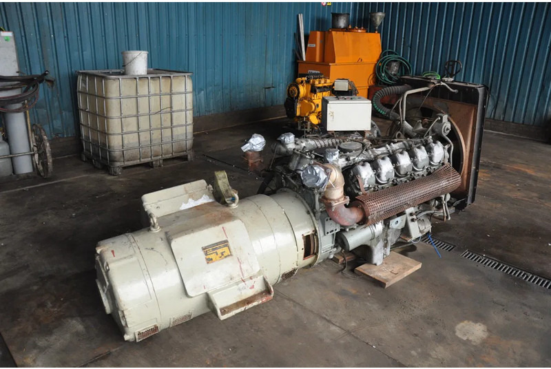 MAN D2530 ME AEG 190 Kva - مجموعة المولدات: صورة 1 MAN D2530 ME AEG 190 Kva - مجموعة المولدات: صورة 1