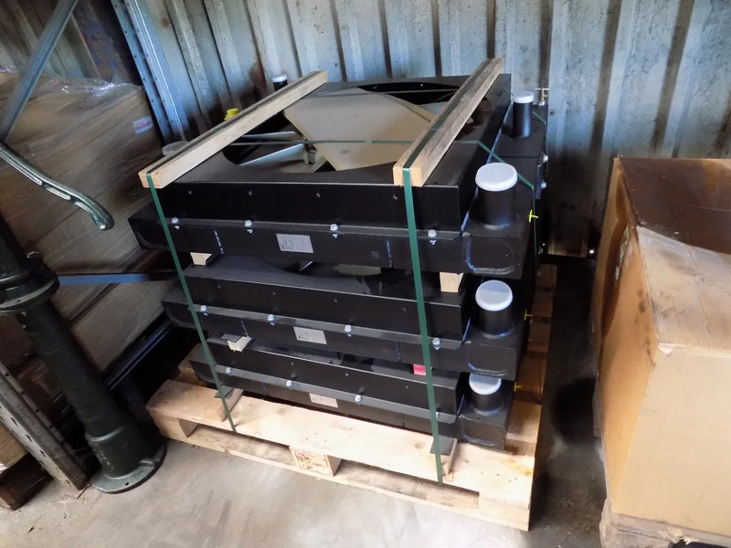 Mercedes-Benz mercedes radiator nieuw - مبرد المحرك: صورة 2 Mercedes-Benz mercedes radiator nieuw - مبرد المحرك: صورة 2