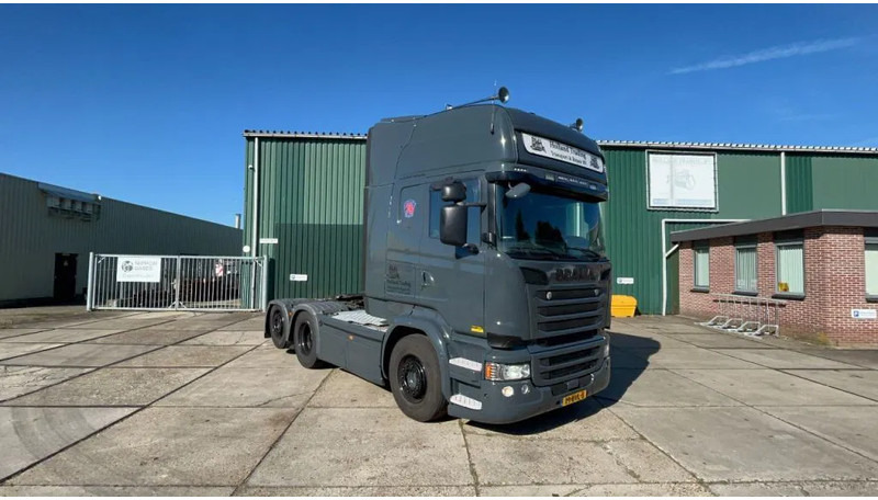 Scania R730 Clean Nordic Scania R730 trekker BLACK ON GREY - وحدة جر: صورة 1 Scania R730 Clean Nordic Scania R730 trekker BLACK ON GREY - وحدة جر: صورة 1