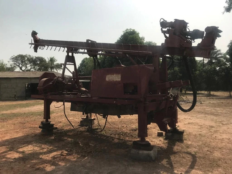 Wirth Wirth B2A Brunnenboh Drilling rig - برج الحفر: صورة 4 Wirth Wirth B2A Brunnenboh Drilling rig - برج الحفر: صورة 4