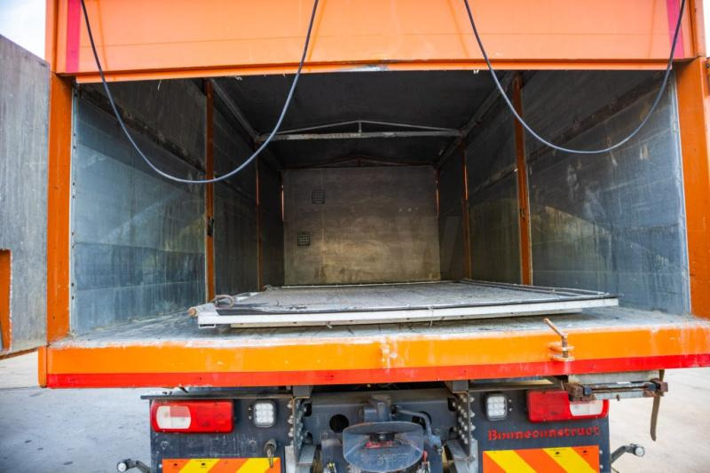 DAF CF 410-4x2 - 13 642 KM - 26m3 - شاحنة قلاب: صورة 4 DAF CF 410-4x2 - 13 642 KM - 26m3 - شاحنة قلاب: صورة 4