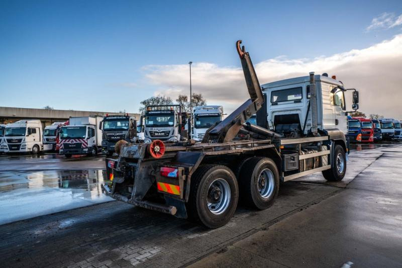 MAN TGA 33.430 BB - شاحنة ذات خطاف: صورة 4 MAN TGA 33.430 BB - شاحنة ذات خطاف: صورة 4