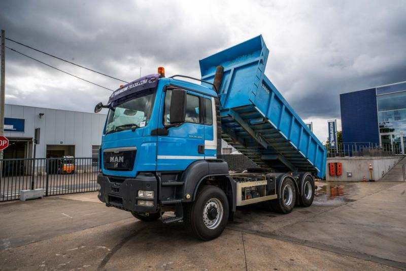 MAN TGS 26.400 BL 6X6H - TRACTOR / TIPPER - شاحنة قلاب: صورة 1 MAN TGS 26.400 BL 6X6H - TRACTOR / TIPPER - شاحنة قلاب: صورة 1