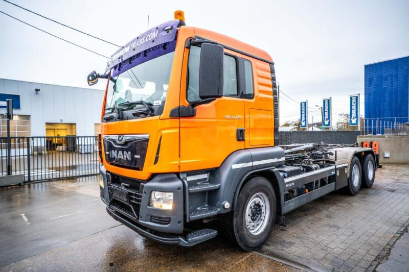 MAN TGS 33.420 BB - شاحنة ذات خطاف: صورة 3 MAN TGS 33.420 BB - شاحنة ذات خطاف: صورة 3