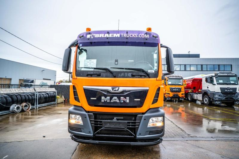 MAN TGS 33.420 BB - شاحنة ذات خطاف: صورة 2 MAN TGS 33.420 BB - شاحنة ذات خطاف: صورة 2