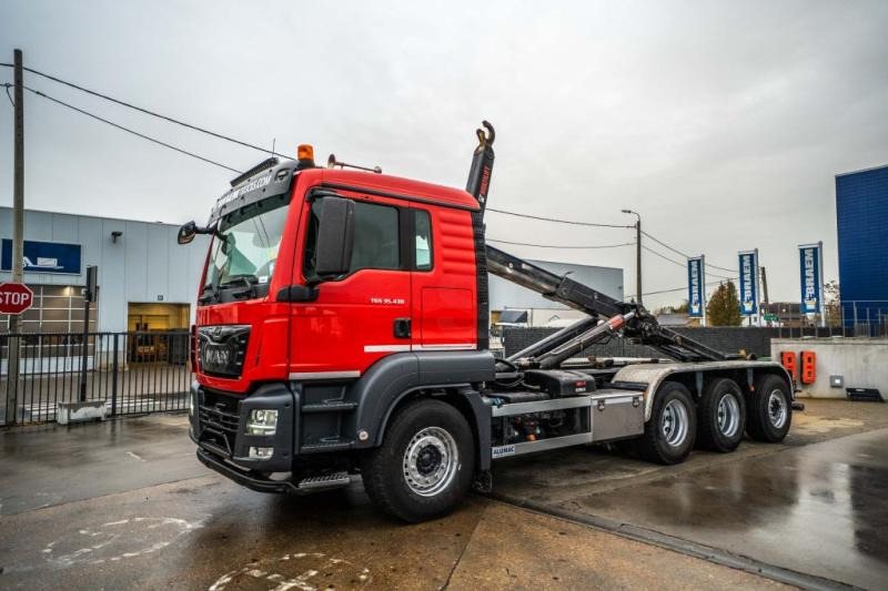 MAN TGS 35.430 BL - HIAB - شاحنة ذات خطاف: صورة 1 MAN TGS 35.430 BL - HIAB - شاحنة ذات خطاف: صورة 1