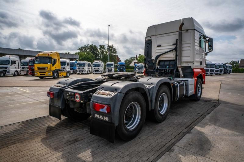 MAN TGX 33.560 XLX BLS+BIG AXLES+INTARDER - وحدة جر: صورة 4 MAN TGX 33.560 XLX BLS+BIG AXLES+INTARDER - وحدة جر: صورة 4