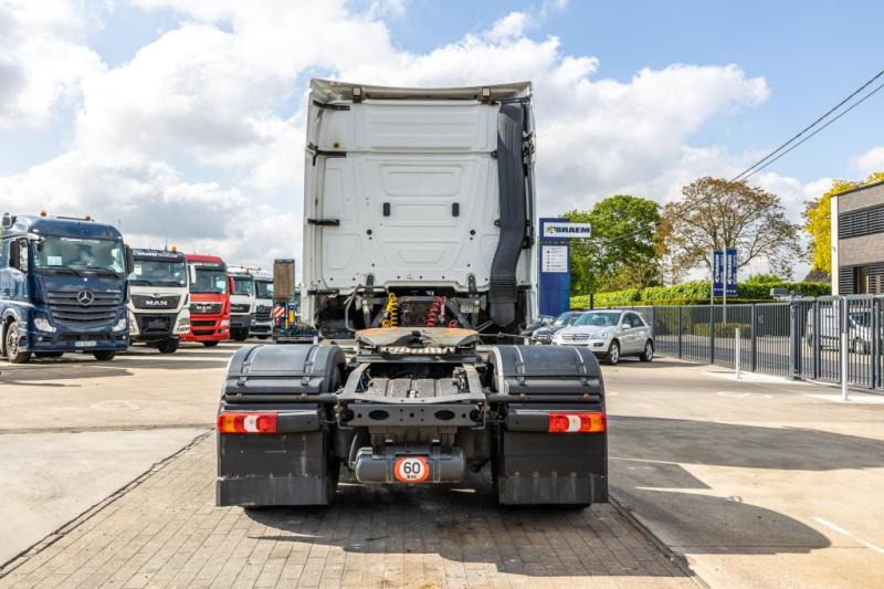 Mercedes ACTROS 1945 (1845) LS - وحدة جر: صورة 5 Mercedes ACTROS 1945 (1845) LS - وحدة جر: صورة 5