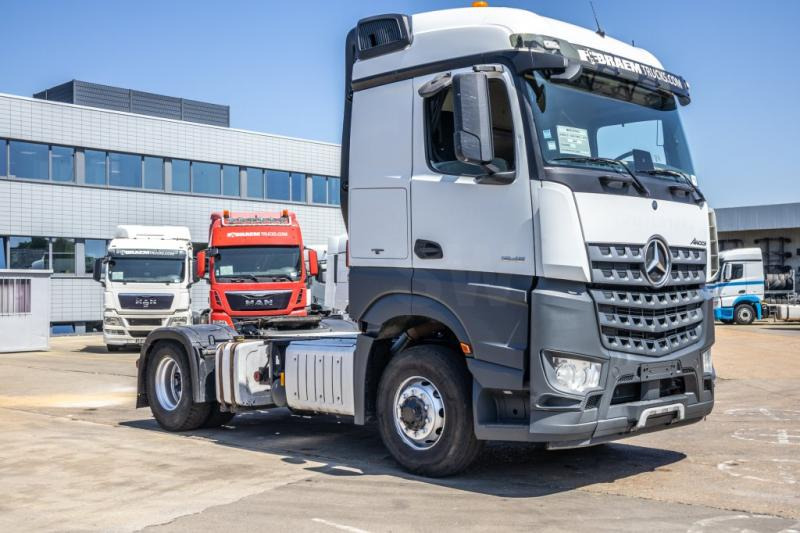 Mercedes AROCS 1845 HAD - 4X4 + HYDR. - وحدة جر: صورة 2 Mercedes AROCS 1845 HAD - 4X4 + HYDR. - وحدة جر: صورة 2