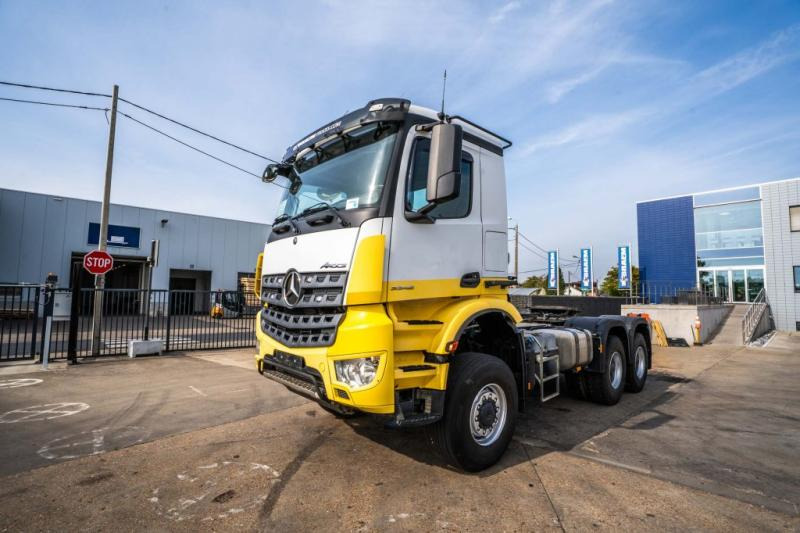 Mercedes AROCS 3345 AS - وحدة جر: صورة 1 Mercedes AROCS 3345 AS - وحدة جر: صورة 1