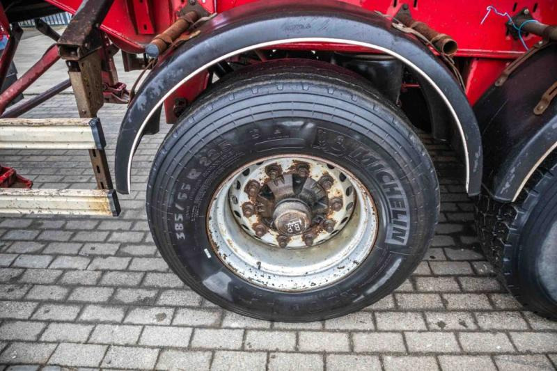 ROBUSTE-KAISER KIPPER - HYRD. DEUR-30m3 - قلابة نصف مقطورة نصف مقطورة قلابة: صورة 5 ROBUSTE-KAISER KIPPER - HYRD. DEUR-30m3 - قلابة نصف مقطورة نصف مقطورة قلابة: صورة 5