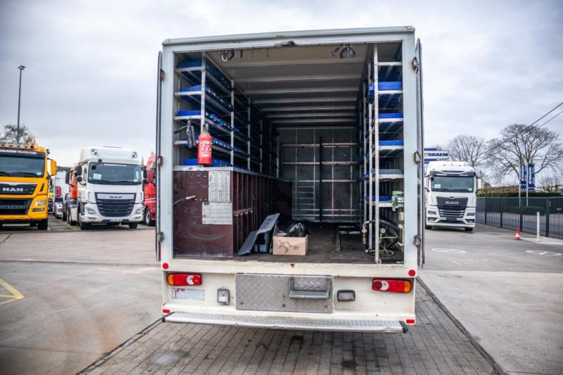 Renault MIDLUM 180 DCI (8.5t) - شاحنة مقفلة: صورة 5 Renault MIDLUM 180 DCI (8.5t) - شاحنة مقفلة: صورة 5