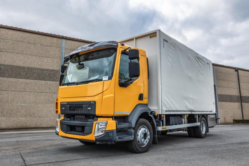 Volvo FL 210+PK 7001 K - 6340 Km's - شاحنة ستارة, شاحنة كرين: صورة 1 Volvo FL 210+PK 7001 K - 6340 Km's - شاحنة ستارة, شاحنة كرين: صورة 1