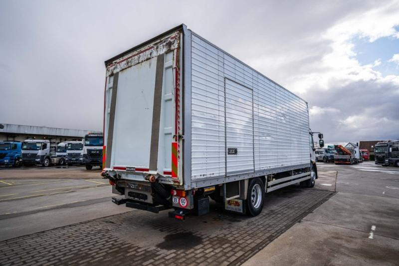 Volvo FL 260 (19t) +DHOLLANDIA 2T. - شاحنة مقفلة: صورة 4 Volvo FL 260 (19t) +DHOLLANDIA 2T. - شاحنة مقفلة: صورة 4