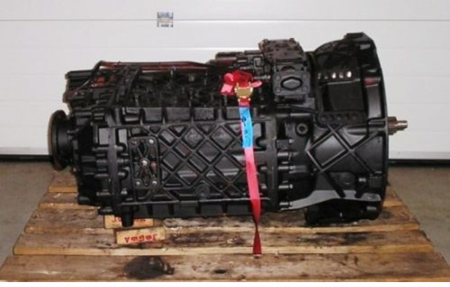 Iveco ZF 16S221od 1316051906/907 - صندوق التروس - شاحنة: صورة 1 Iveco ZF 16S221od 1316051906/907 - صندوق التروس - شاحنة: صورة 1