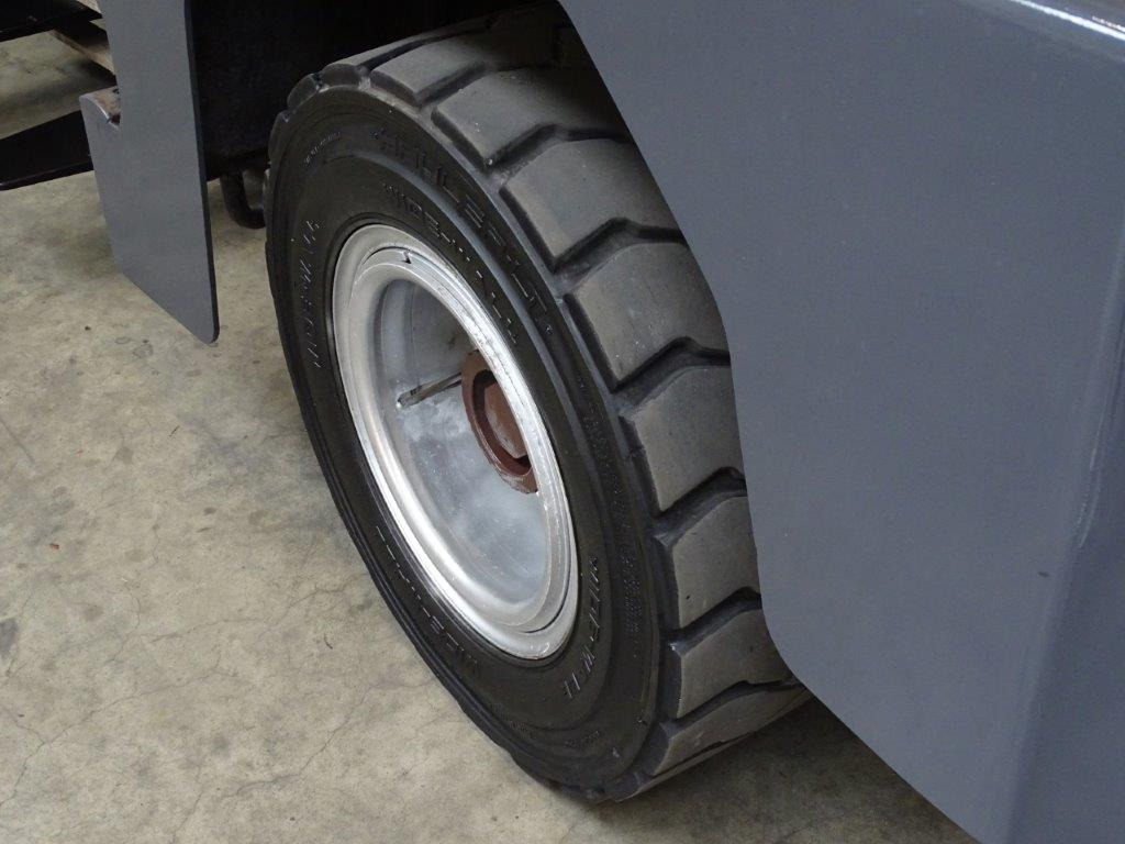 محمل جانبي - رافعة شوكية ذات شحن جانبي Baumann EGX50/14/75TR - TRIPLEX: صورة 9