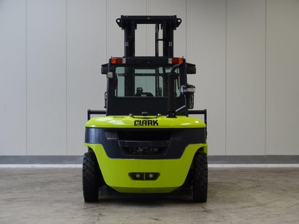 Clark C80D900 - TRIPLEX - NEU - رافعة شوكية ديزل: صورة 4 Clark C80D900 - TRIPLEX - NEU - رافعة شوكية ديزل: صورة 4