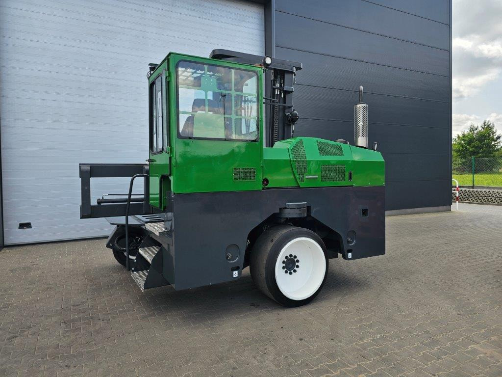 Combilift C14000H - شاحنة مناولة بأربعة اتجاهات: صورة 4 Combilift C14000H - شاحنة مناولة بأربعة اتجاهات: صورة 4