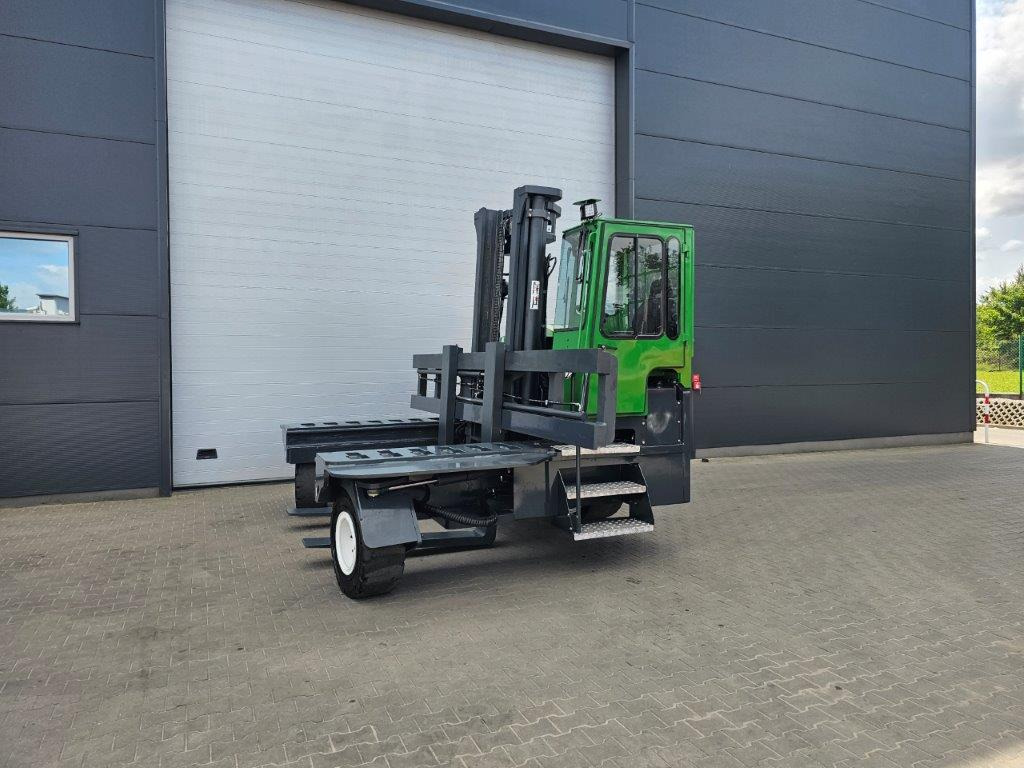 Combilift C14000H - شاحنة مناولة بأربعة اتجاهات: صورة 5 Combilift C14000H - شاحنة مناولة بأربعة اتجاهات: صورة 5