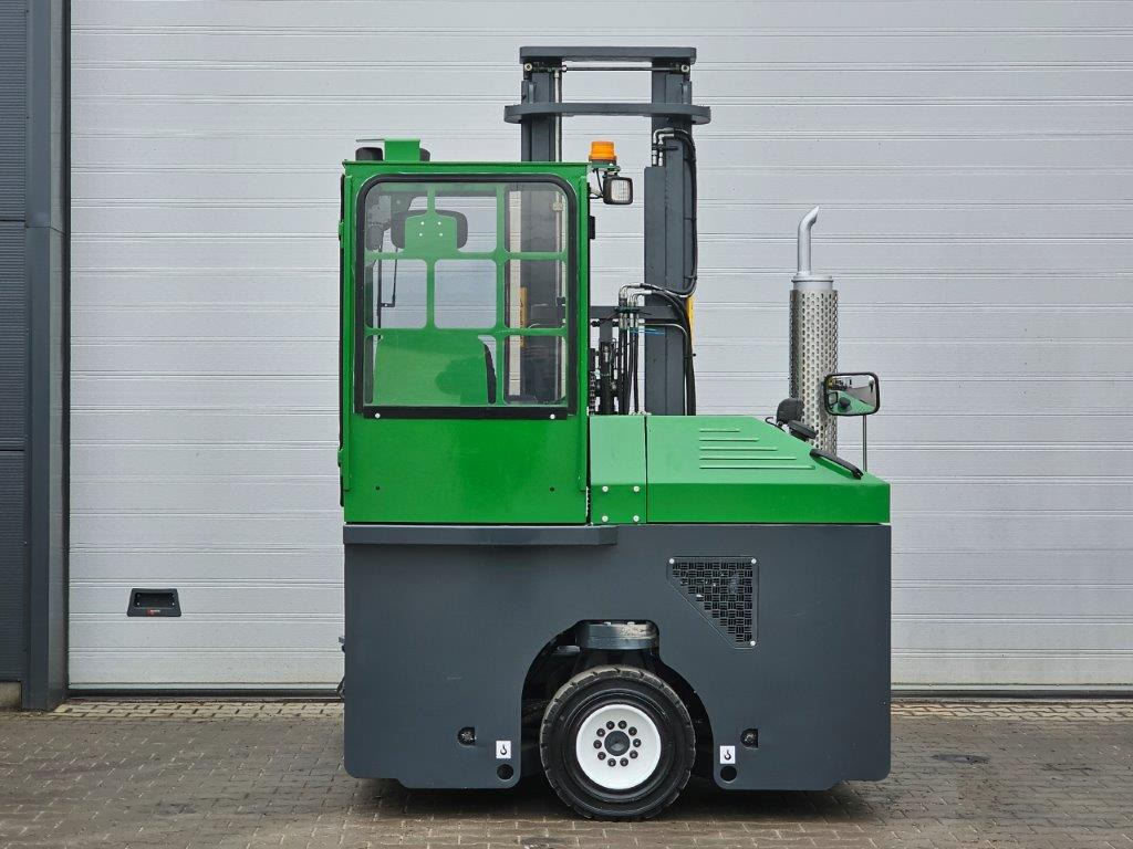 Combilift C3000 - شاحنة مناولة بأربعة اتجاهات: صورة 4 Combilift C3000 - شاحنة مناولة بأربعة اتجاهات: صورة 4