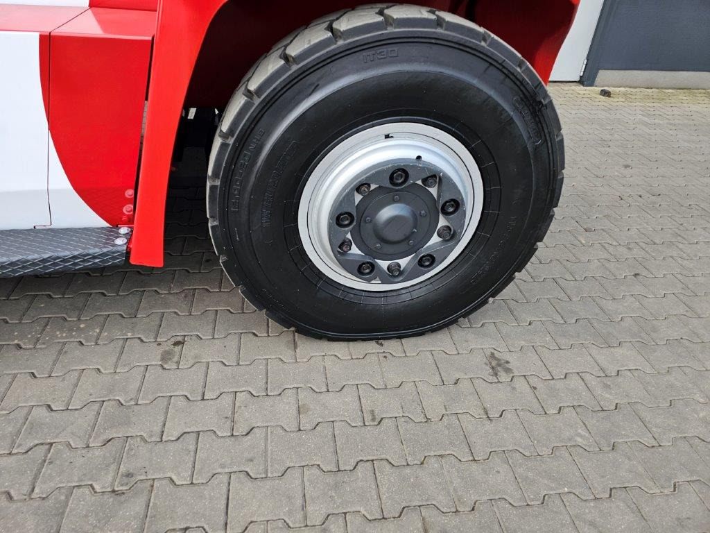 رافعة شوكية ديزل Kalmar DCE120-12: صورة 10